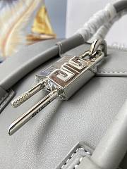 Givenchy Handbag 27 Gray Lambskin - 4