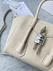 Givenchy Handbag 27 Cream Lambskin - 5