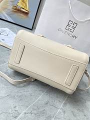 Givenchy Handbag 27 Cream Lambskin - 4
