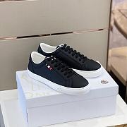 Moncler Shoes 8841 - 1