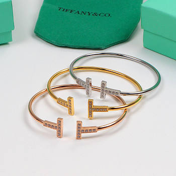 Okify Tiffany T Diamond Wire Bracelet in 18k 