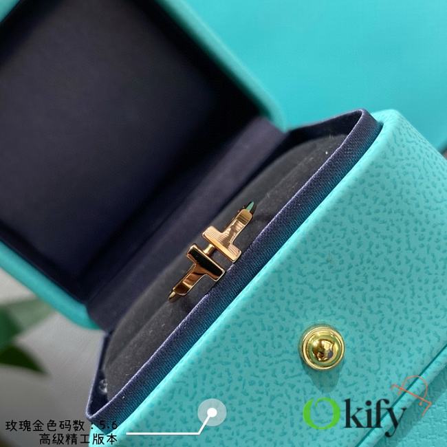 Okify Tiffany T Wire Ring in 18k Gold - 1