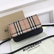 Burberry Vintage Black 19 Chain Bag 8882 - 1