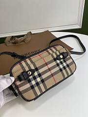Burberry Vintage 18 Shoulder Bag 8886 - 3