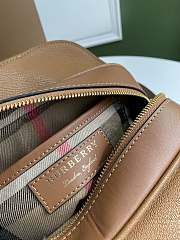 Burberry The Buckle 21 Brown Bag - 6