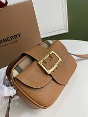 Burberry The Buckle 21 Brown Bag - 5