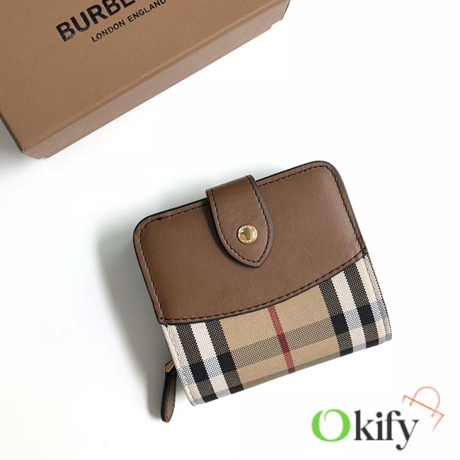 Burberry Vintage Wallet Brown 8902 - 1