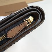 Burberry Vintage Wallet Brown 8902 - 2