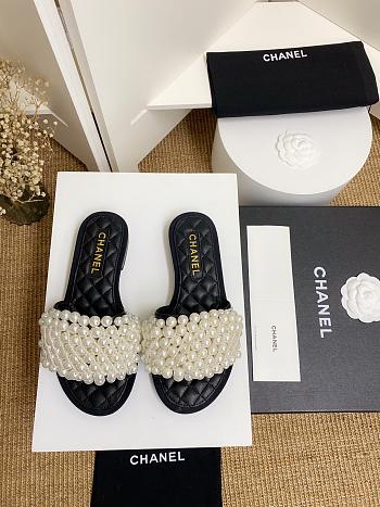 Chanel Slide Pearl Black Lambskin 8953