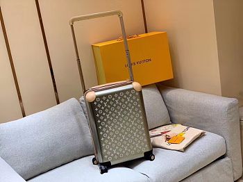 Louis Vuitton HORIZON 55 Luggage Monogram Titanium