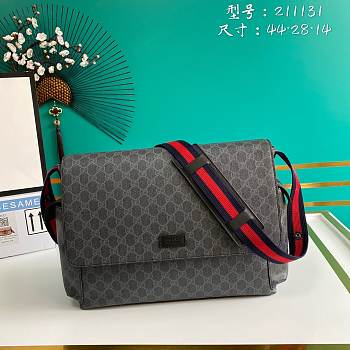 Gucci Supreme Gray 44 Shoulder Bag 8996
