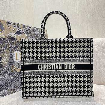 Dior Book Tote Large 41.5 Black and White Houndstooth 9007