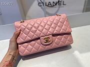 Chanel Flapbag Medium Pink Lambskin Gold Tone Metal - 1