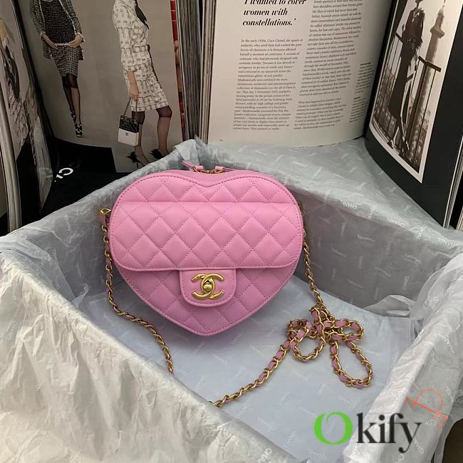 Chanel Nicolas Ghesquière Heart Shape Pink - 1