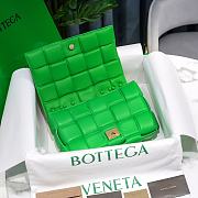 Bottega Veneta Cassette 26 Green Gold Chain - 4