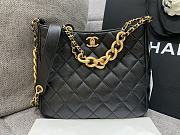 Chanel Medium 22.5 Crossbody Black Leather - 1