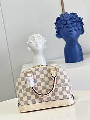 Louis Vuitton Alma BB 23.5 Chess Damier White - 6