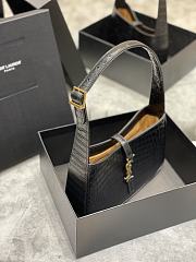 YSL Le5À7 Hobo Bag Black Crocodile Pattern - 2