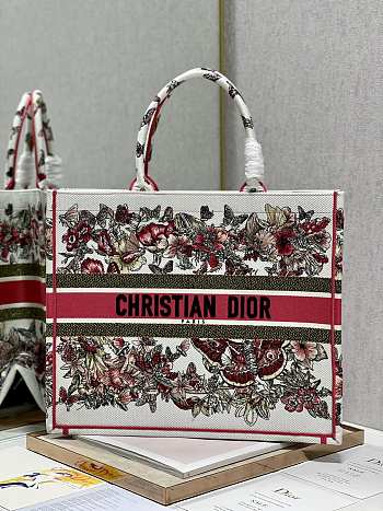Dior Book Tote Large 41.5 Flowers 9147