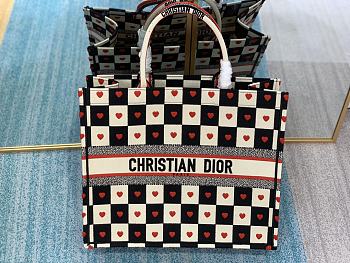 Dior Book Tote Large 41.5 Heart 9151