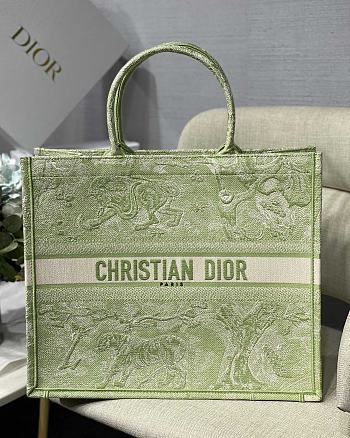Dior Book Tote Large 41.5 Green Toile de Jouy Embroidery 9153