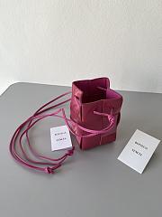 Bottega Veneta Cassette Intrecciato 19 Pink Shiny bucket - 1