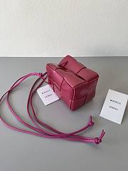 Bottega Veneta Cassette Intrecciato 19 Pink Shiny bucket - 4