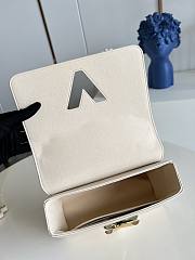 Louis Vuitton Twist MM 23 Handbag Creame Epi Leather 9347 - 4