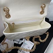 CC Small 20 Reissue Double Flap White Leather Gold Hardware 5337 - 3