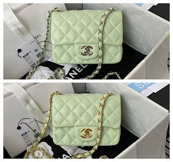 Chanel Flapbag Mini Light Green Lambskin Silver/Gold Hardware