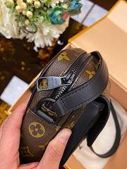 Louis Vuitton Christopher 17 Messenger Camera Bag - 5