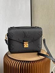 Louis Vuitton Pochette Métis 25 Black Monogram Empreinte  - 1