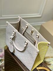 Louis Vuitton Onthego MM 35 Beige - 5