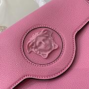 Versace La Medusa Medium 25 Handbag in Pink  - 5