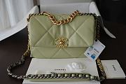Chanel 19 Handbag Soft Lambskin 26 Medium Green - 1