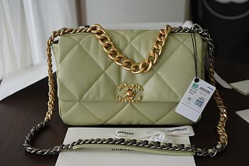 Chanel 19 Handbag Soft Lambskin 30 Jumbo Green