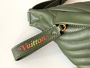 Louis Vuitton Wave Bumbag 22 Green Lambskin - 4