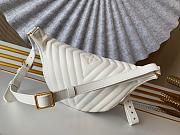 Louis Vuitton Wave Bumbag 22 White Lambskin - 2