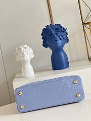 Louis Vuitton Capucines 31.5 Light Blue Taurillon Leather - 5