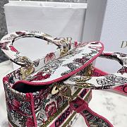 Lady Dior D-Lite Medium 24 Multicolor Butterfly Embroidery M0565 - 6