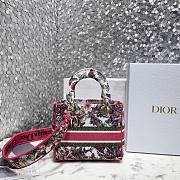 Lady Dior D-Lite Medium 24 Multicolor Butterfly Embroidery M0565 - 5