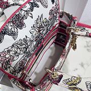 Lady Dior D-Lite Medium 24 Multicolor Butterfly Embroidery M0565 - 4