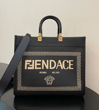 Fendace Sunshine Tote Black Leather 9771