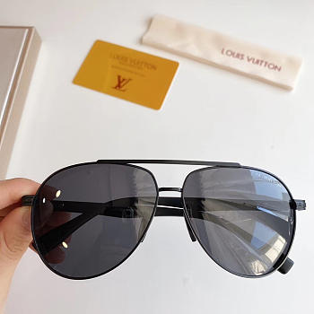Louis Vuitton Sunglasses 9776