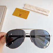 Louis Vuitton Sunglasses 9776 - 5