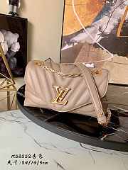 Louis Vuitton New Wave Chain Bag 24 Taupe M58552 - 1