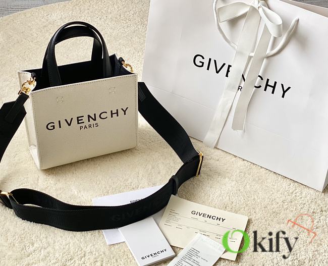 Givenchy Small 19 Tote Bag Cream - 1