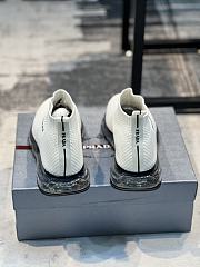 Prada Men Sneaker White 9868 - 6