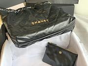 CC 22 Large Handbag Black Shiny Calfskin  - 2