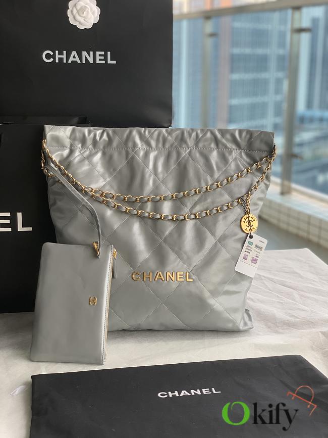 CC 22 Large Handbag Gray Shiny Calfskin - 1